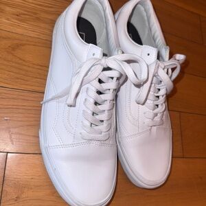 Vans Triple White Leather Sneakers Low Top Mens Shoes Size 11.5 womens 13